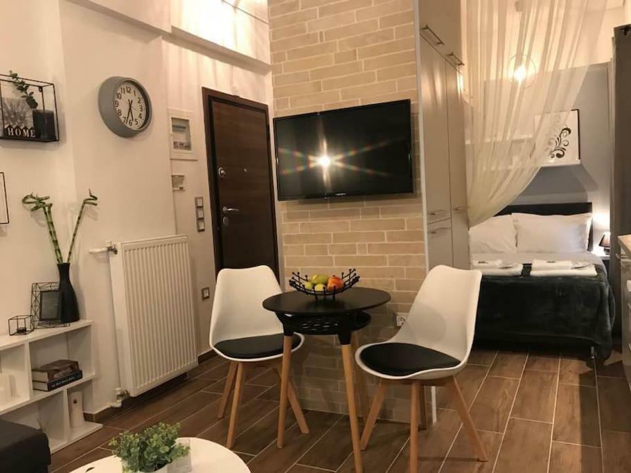 Cozy studio 50m from sea Ateny Zewnętrze zdjęcie